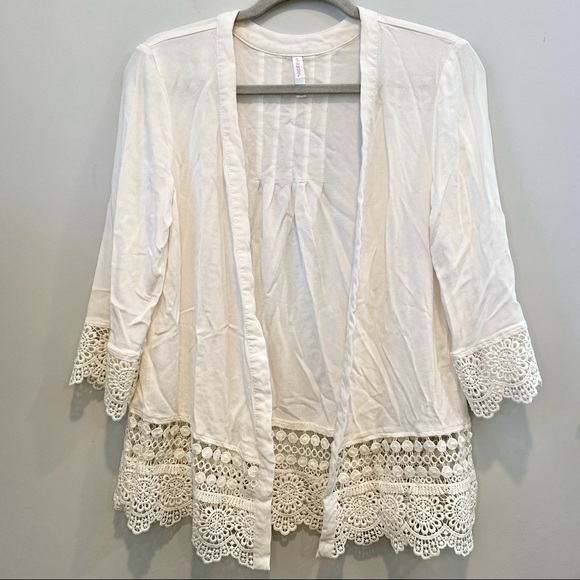 White Lace Kimono Beach Coverup Size Medium - Picture 7 of 10